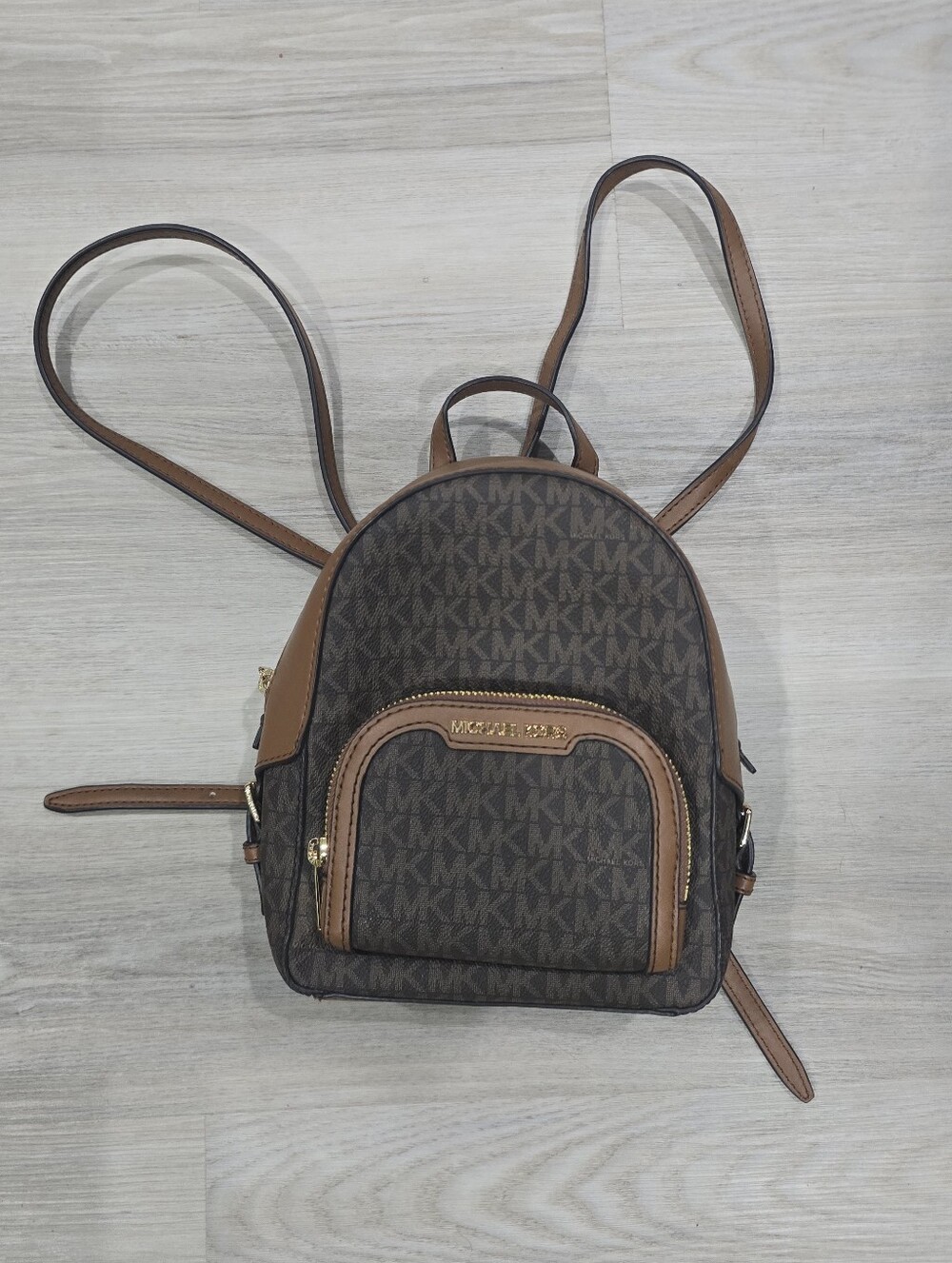 Michael Kors MK Jaycee XS Extra Small Convertible Backpack Bag Brown Luggage
